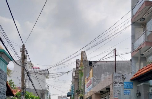 Bán nhà gần Metro Lê Văn Khương, Quận 12, 105m2/4 tầng, ngang 5 m hơn